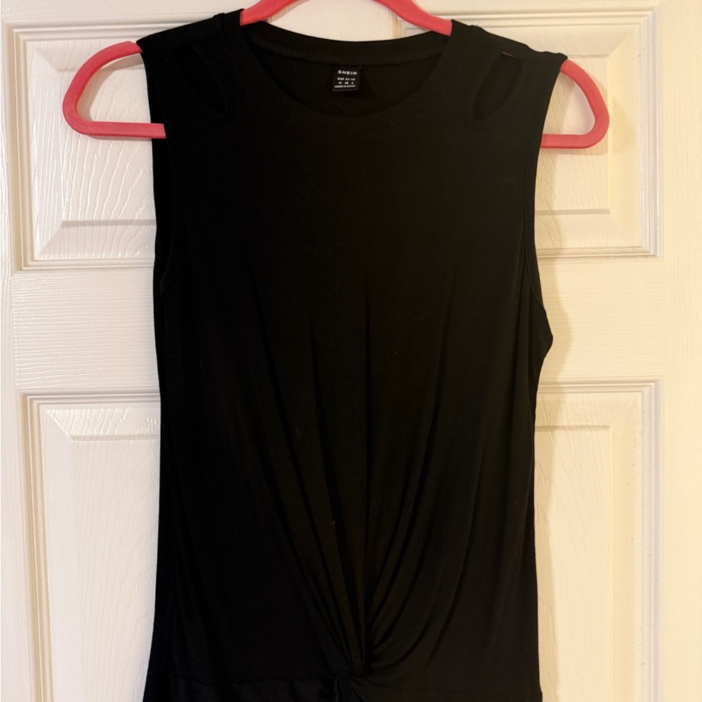 SHEIN Black Twist Front Tank Top